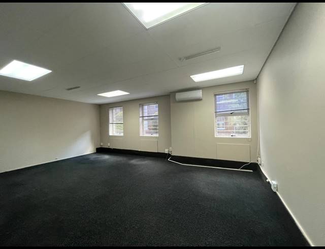 488M² OFFICE TO LET IN RIVONIA